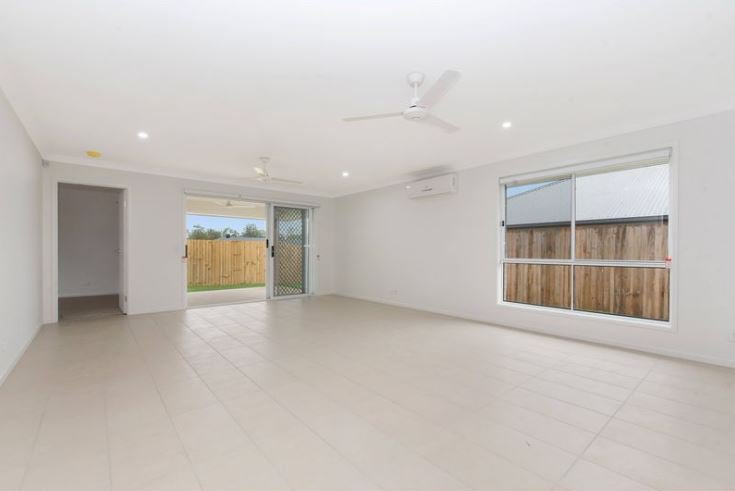 Photo - 28 Sanctuary Crescent, Narangba QLD 4504 - Image 5
