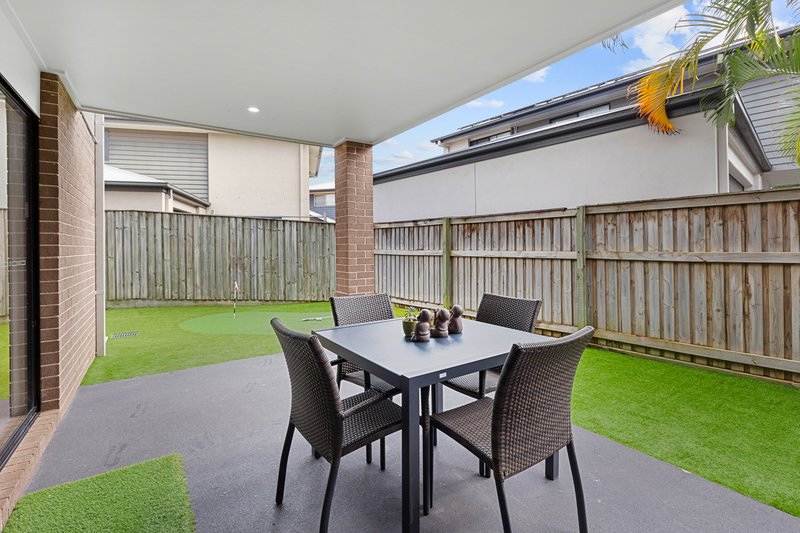 Photo - 2/8 Sandalwood Street, Thornlands QLD 4164 - Image 16