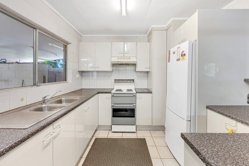 Photo - 28 Scenic Street, Bayview Heights QLD 4868 - Image 2