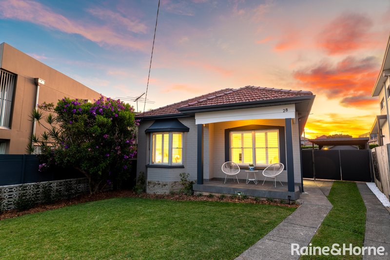 Photo - 28 Seabrook Ave , Russell Lea NSW 2046 - Image 2