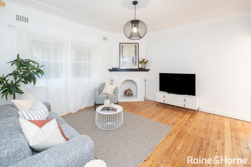 Photo - 28 Seabrook Ave , Russell Lea NSW 2046 - Image 9