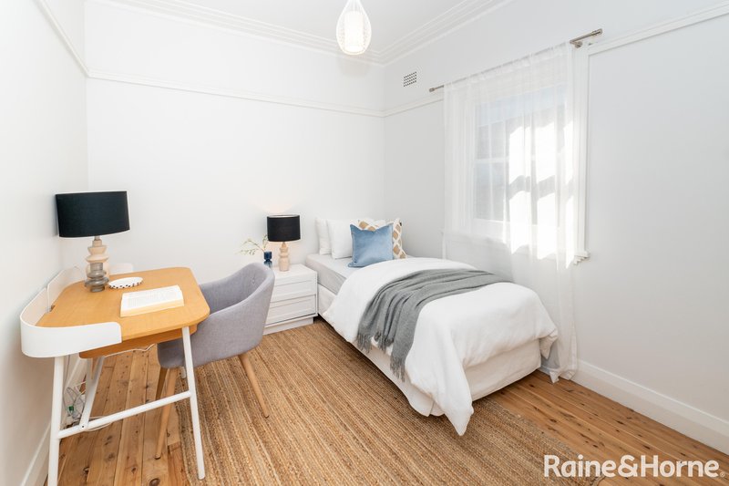 Photo - 28 Seabrook Ave , Russell Lea NSW 2046 - Image 14