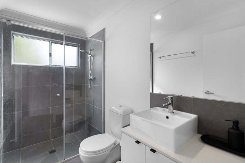 Photo - 28 Seagrass Street, Deception Bay QLD 4508 - Image 9
