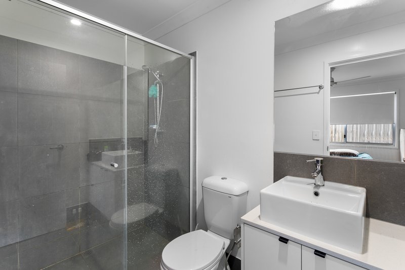 Photo - 28 Seagrass Street, Deception Bay QLD 4508 - Image 13