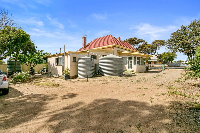 Photo - 28 Second Street, Ardrossan SA 5571 - Image 16