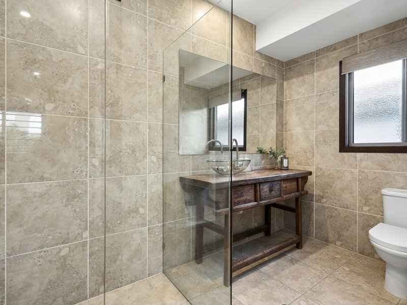 Photo - 28 Serenity Boulevard, Helensvale QLD 4212 - Image 22
