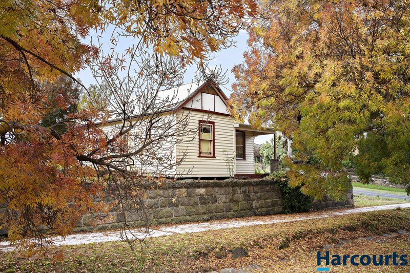 Photo - 28 Service Street, Clunes VIC 3370 - Image 12