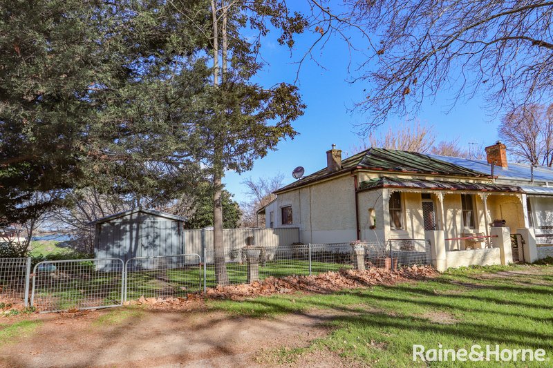 Photo - 28 Seymour Street, Bathurst NSW 2795 - Image 13