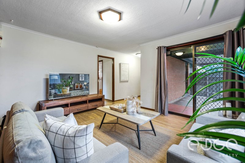 Photo - 28 Sharon Avenue, Parafield Gardens SA 5107 - Image 5