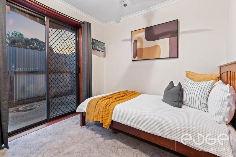 Photo - 28 Sharon Avenue, Parafield Gardens SA 5107 - Image 15