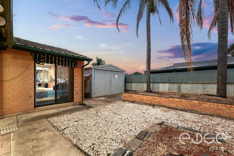 Photo - 28 Sharon Avenue, Parafield Gardens SA 5107 - Image 27