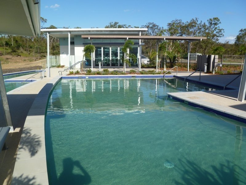 Photo - 28 Shearwater Drive, Glen Eden QLD 4680 - Image 20