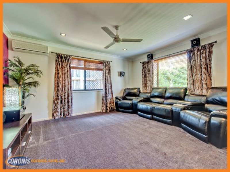 Photo - 28 Shearwater Terrace, Springfield Lakes QLD 4300 - Image 7