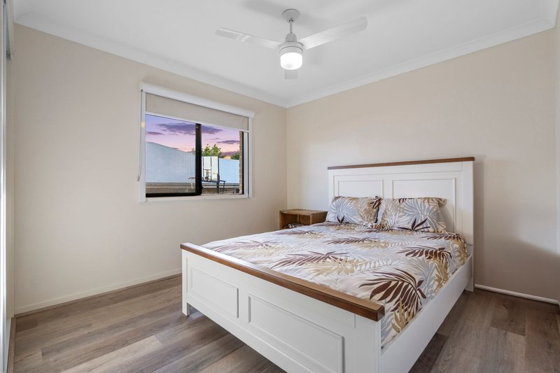 Photo - 28 Skyline Circuit, Bahrs Scrub QLD 4207 - Image 10