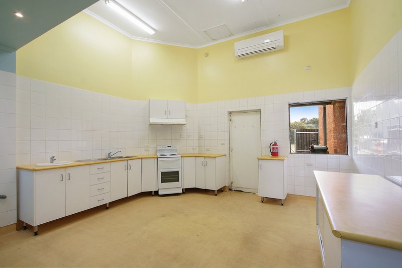 Photo - 28 Sladen Street East , Henty NSW 2658 - Image 4