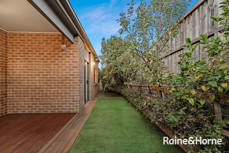 Photo - 28 Sloane Drive, Clyde North VIC 3978 - Image 9