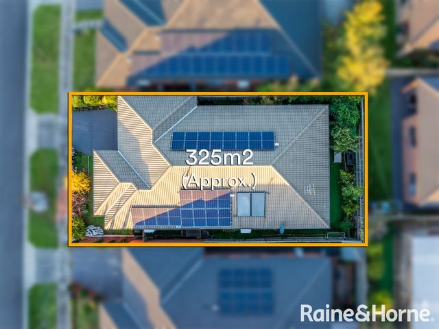 Photo - 28 Sloane Drive, Clyde North VIC 3978 - Image 10