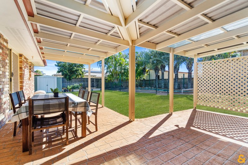 Photo - 28 Sloop Street, Manly West QLD 4179 - Image 9