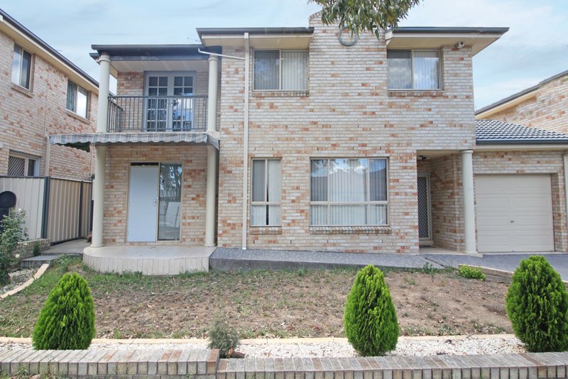 Photo - 28 Smith Cres , Liverpool NSW 2170 - Image