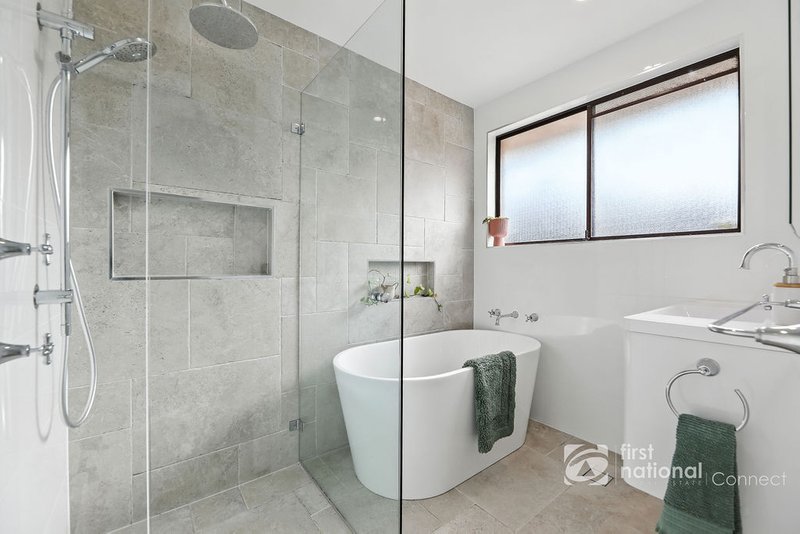 Photo - 28 Snailham Crescent, South Windsor NSW 2756 - Image 16