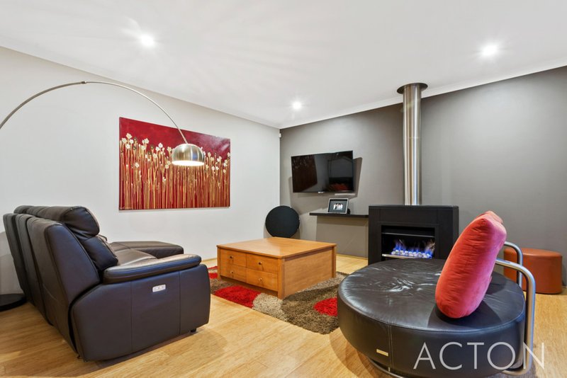 Photo - 2/8 Socrates Parade, North Coogee WA 6163 - Image 9