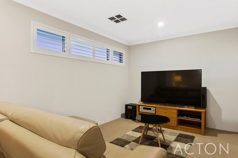 Photo - 2/8 Socrates Parade, North Coogee WA 6163 - Image 17