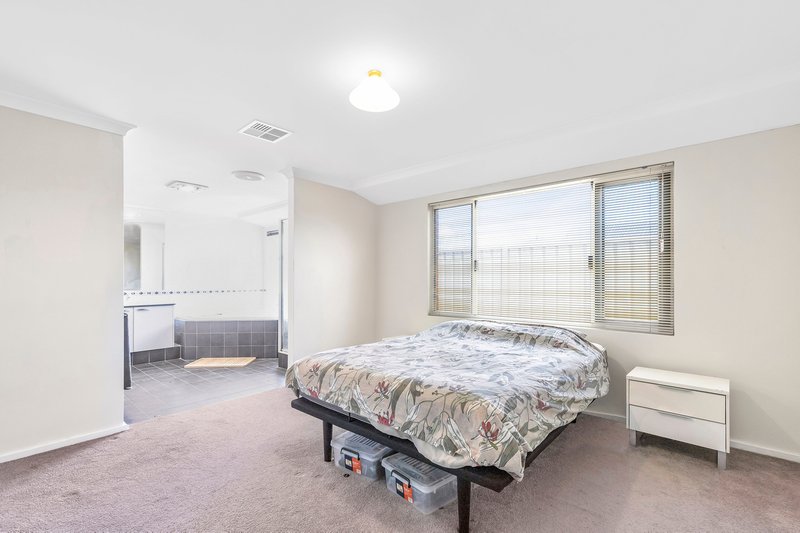 Photo - 28 Southport Drive, Baldivis WA 6171 - Image 12