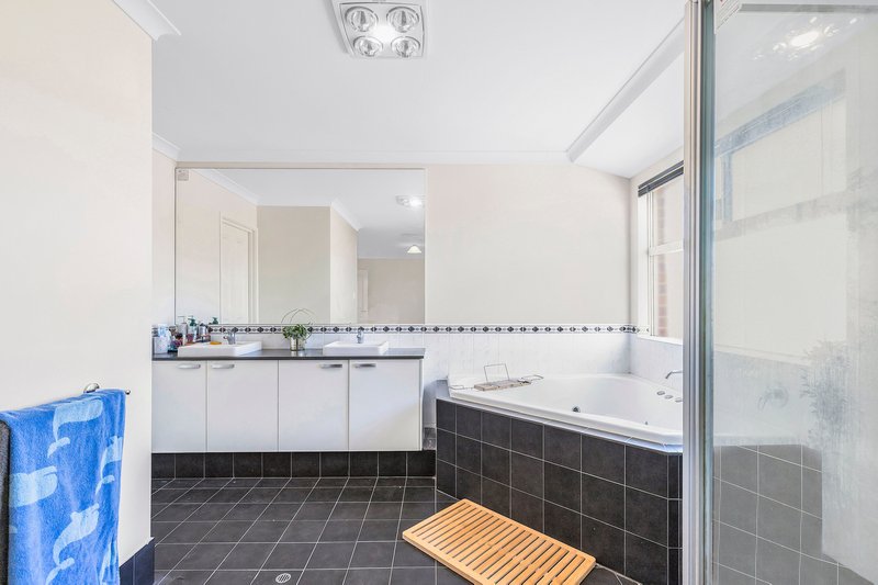 Photo - 28 Southport Drive, Baldivis WA 6171 - Image 13