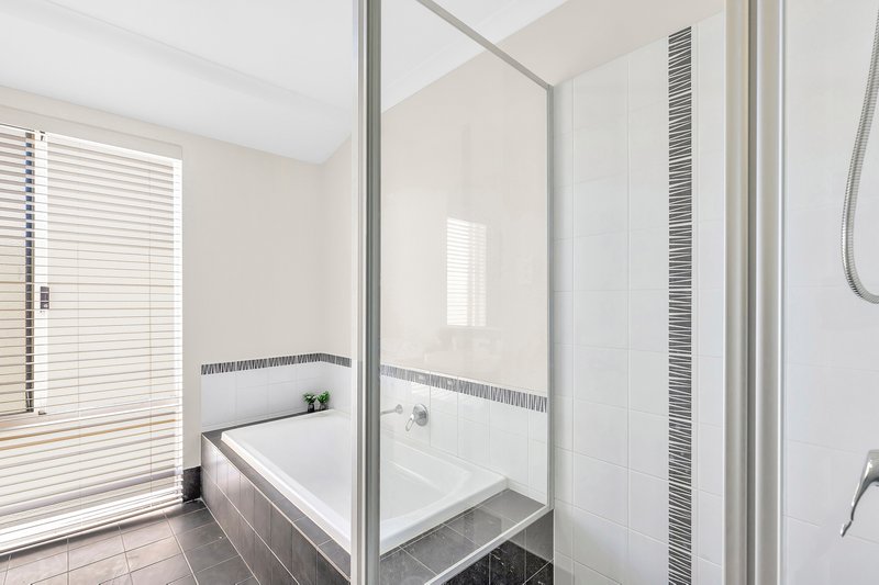 Photo - 28 Southport Drive, Baldivis WA 6171 - Image 21