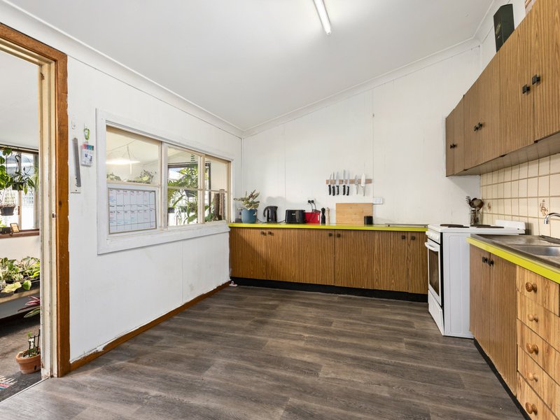 Photo - 28 Spencer Street, Cessnock NSW 2325 - Image 3