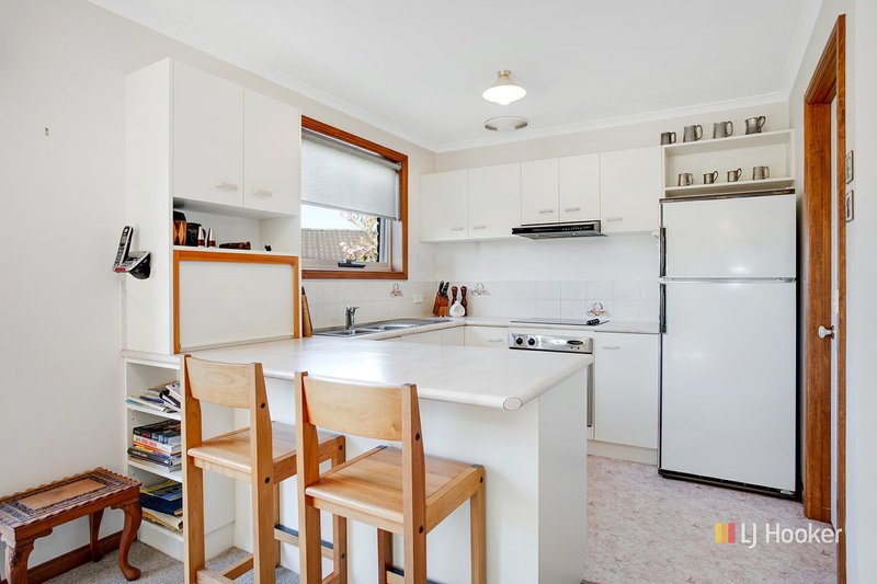 Photo - 28 St Andrews Drive, Devonport TAS 7310 - Image 3