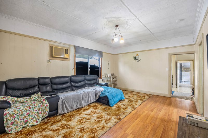 Photo - 28 St Helen Street, Holmesville NSW 2286 - Image 7