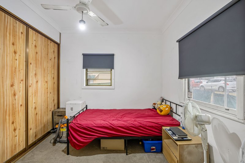 Photo - 28 St Helen Street, Holmesville NSW 2286 - Image 9
