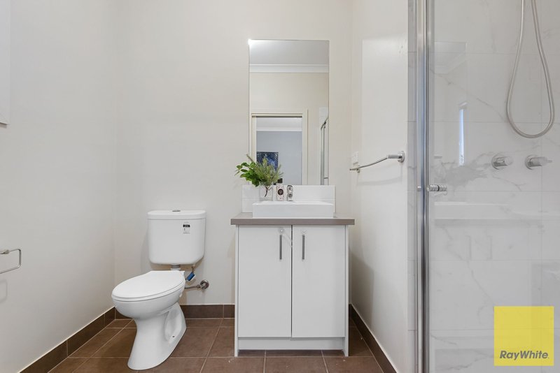 Photo - 28 Starling Avenue, Tarneit VIC 3029 - Image 14