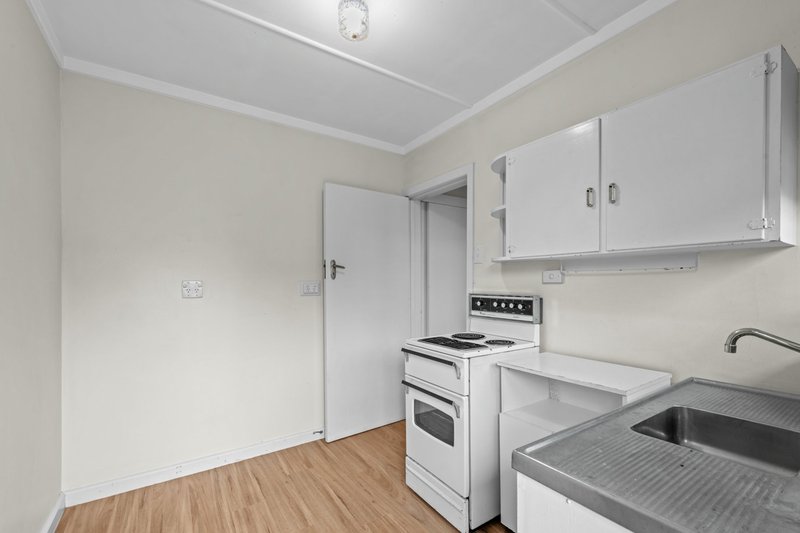 Photo - 2/8 Station Street, Nundah QLD 4012 - Image 5