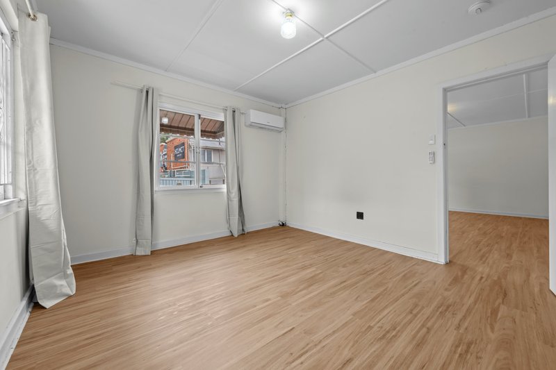 Photo - 2/8 Station Street, Nundah QLD 4012 - Image 7