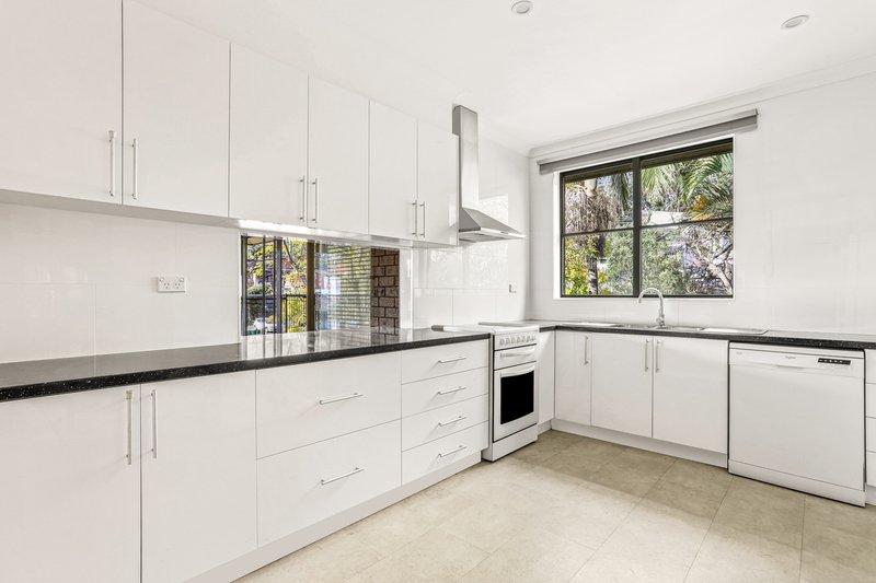 Photo - 28 Stewart Street, Randwick NSW 2031 - Image 6