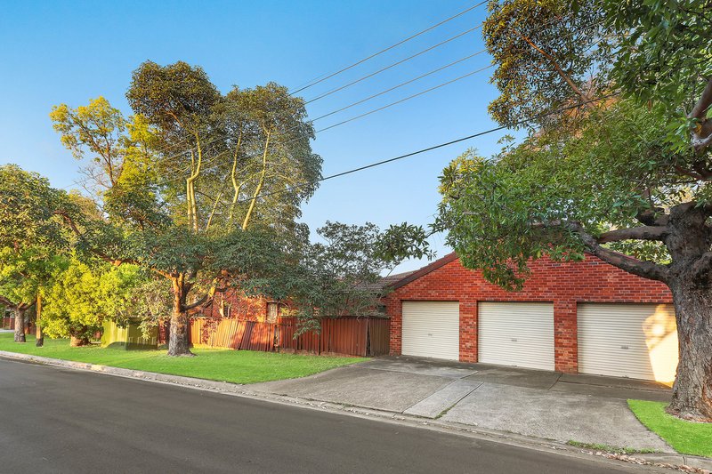 Photo - 28 Strathfield Avenue, Strathfield NSW 2135 - Image 5