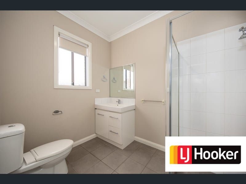 Photo - 28 Stringybark Avenue, Brookfield VIC 3338 - Image 7