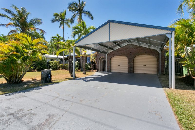 Photo - 28 Strombus Avenue, Trinity Beach QLD 4879 - Image 4