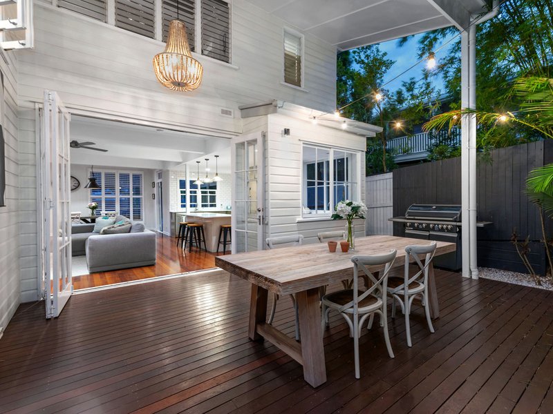 Photo - 28 Stuart Street, Bulimba QLD 4171 - Image 6