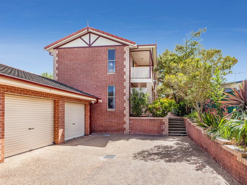 Photo - 2/8 Stuart Street, Helensburgh NSW 2508 - Image 9