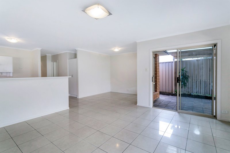 Photo - 28 Sudholz Road, Windsor Gardens SA 5087 - Image 3