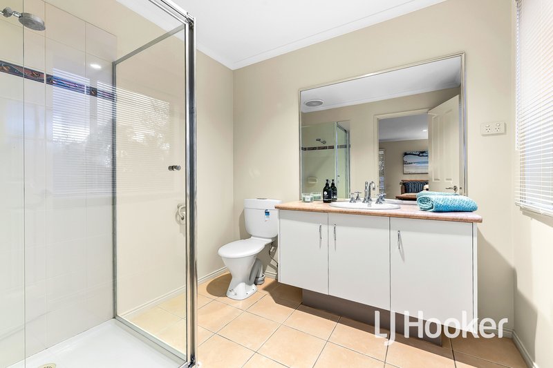 Photo - 28 Sugar Bush Drive, Lynbrook VIC 3975 - Image 15