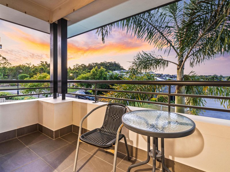 Photo - 28 Summerhill Crescent, Ormeau Hills QLD 4208 - Image 12