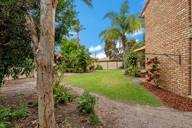 Photo - 2/8 Sun Court, Banksia Beach QLD 4507 - Image 3