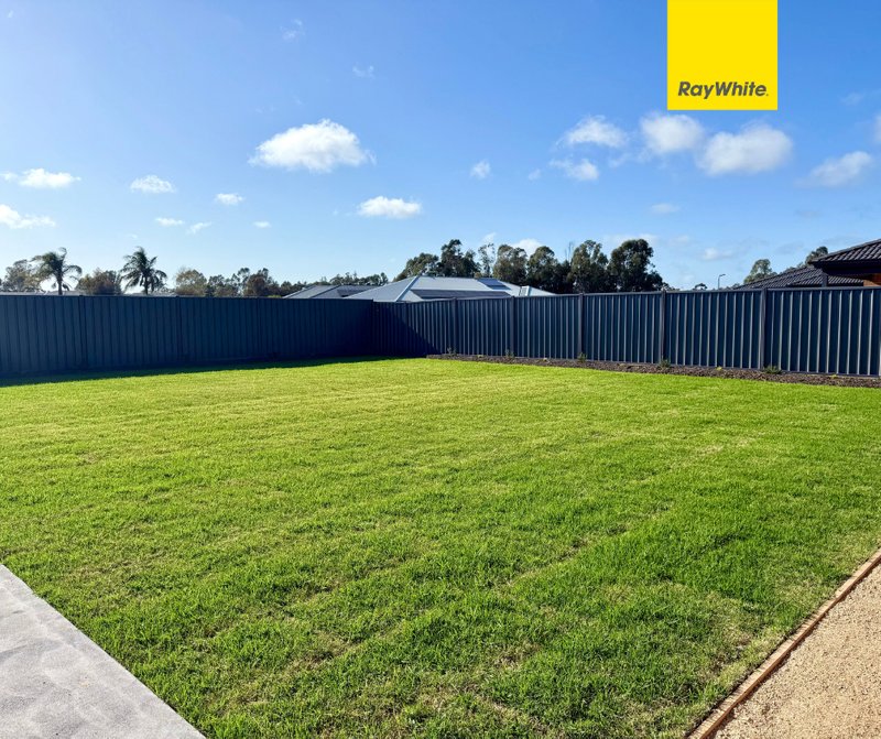 Photo - 28 Sunflower Drive, Mooroopna VIC 3629 - Image 16
