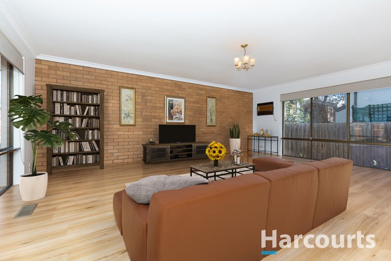 Photo - 2/8 Sunnyside Avenue, Dandenong VIC 3175 - Image 2