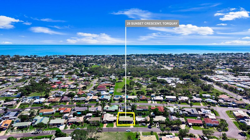 Photo - 28 Sunset Crescent, Torquay QLD 4655 - Image 2
