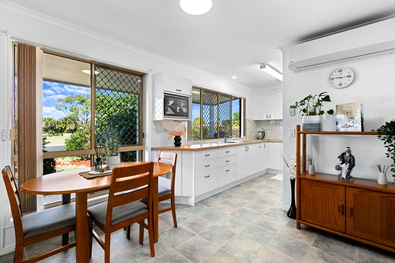 Photo - 28 Sunset Crescent, Torquay QLD 4655 - Image 5